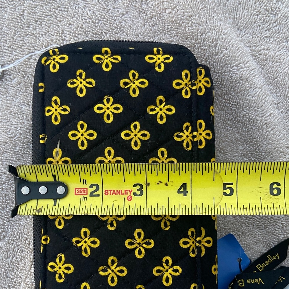 NWT Vera Bradley Quilted Crossbody with Yellow Floral Embroidery - Picture 9 of 10